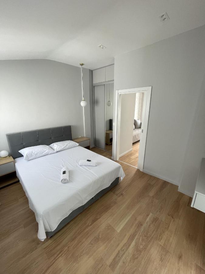 Lungomare Apartments Petrovac Dış mekan fotoğraf