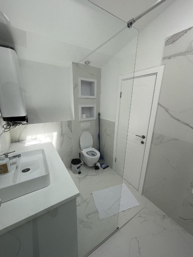 Lungomare Apartments Petrovac Dış mekan fotoğraf